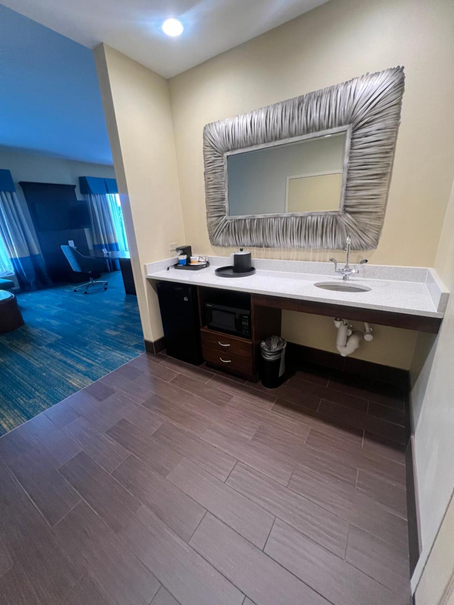 Hampton Inn & Suites Stroudsburg Bartonsville Poconos Exteriör bild